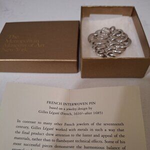 MetMuseum Interwoven Pin